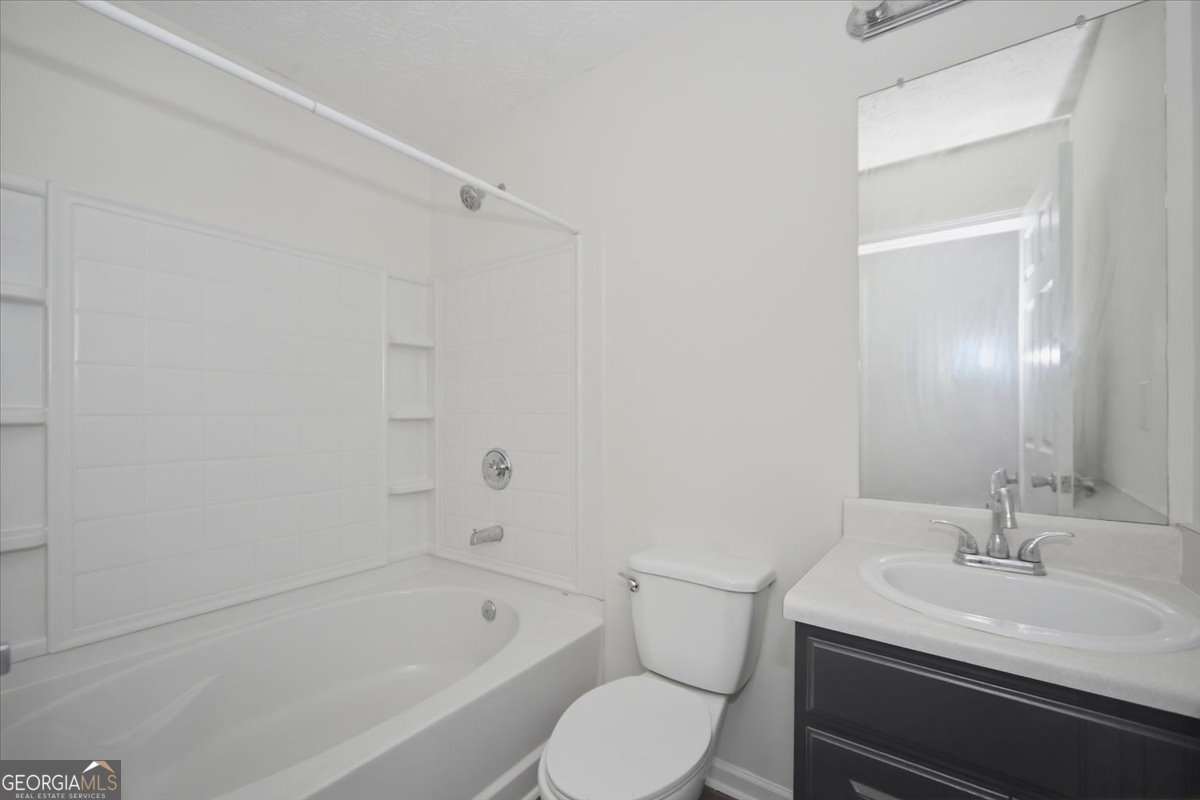 1706 Redan E Property Photo 23