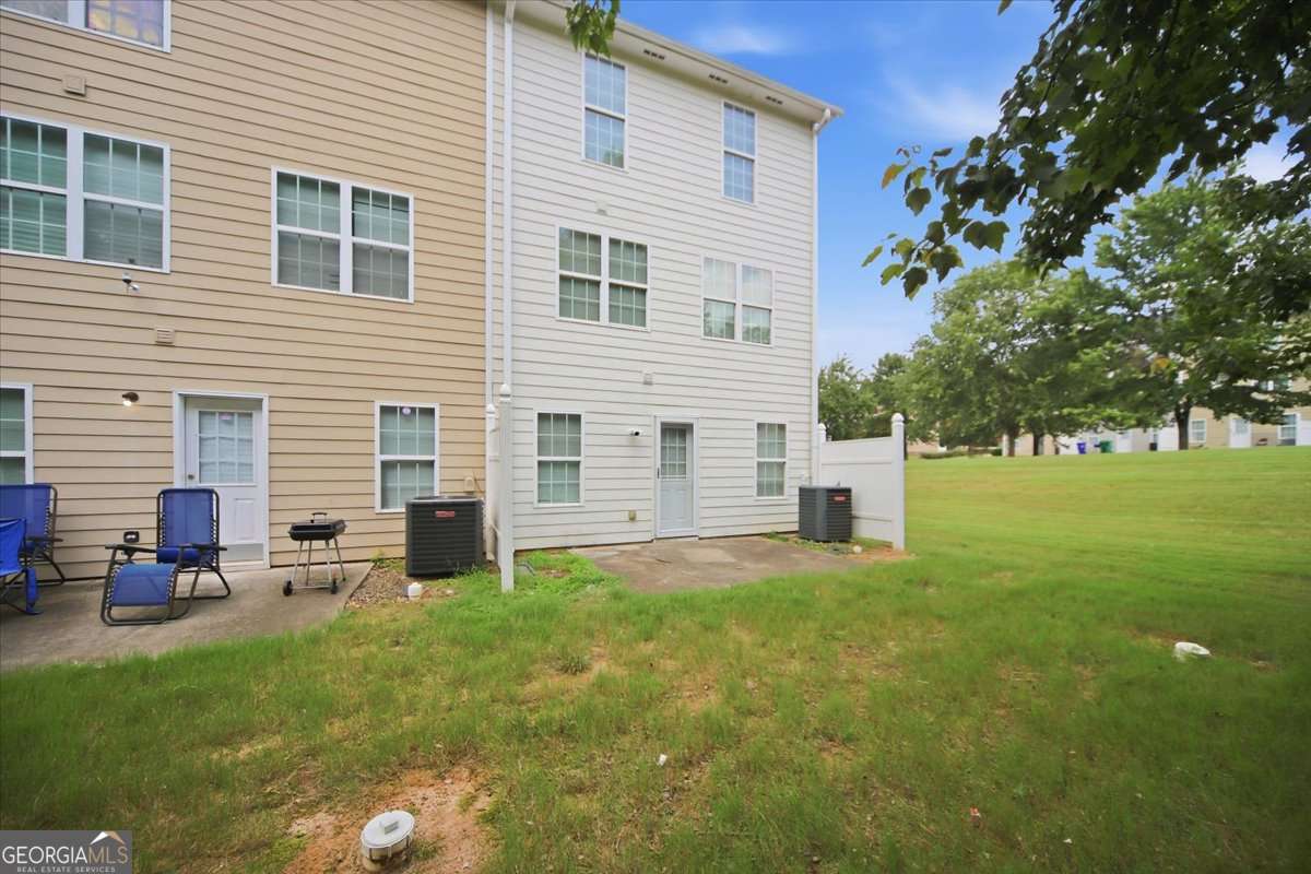 1706 Redan E Property Photo 32