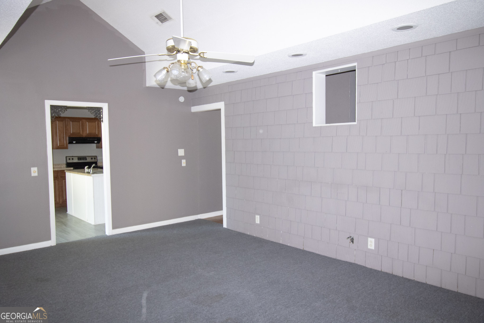 214 Valley Road Property Photo 3