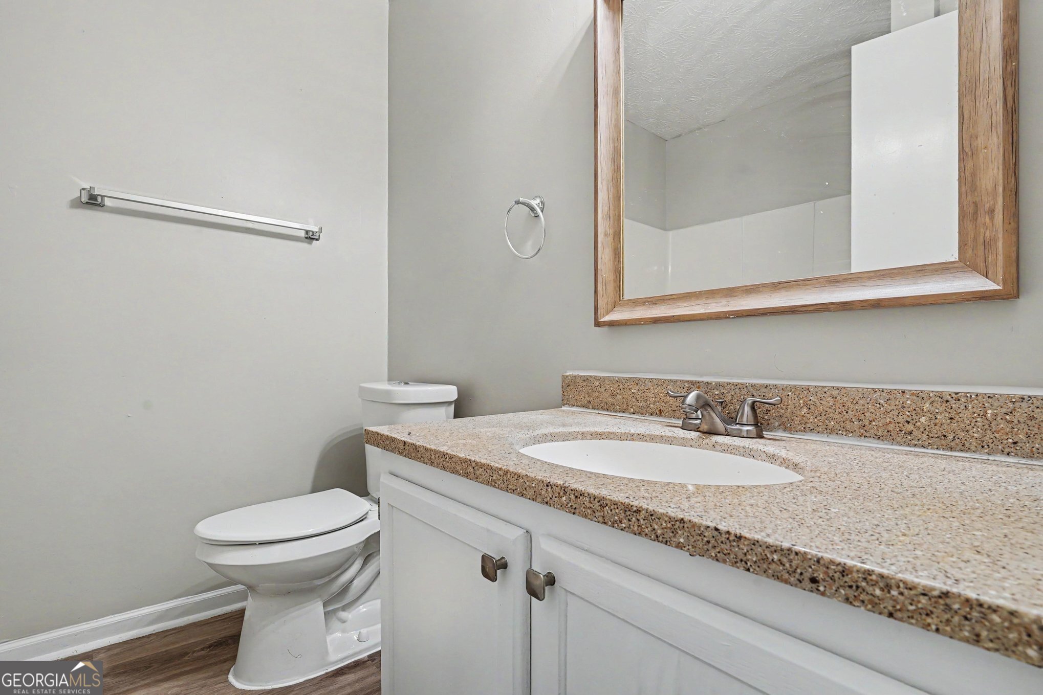 5017 Gracehill Road Property Photo 25