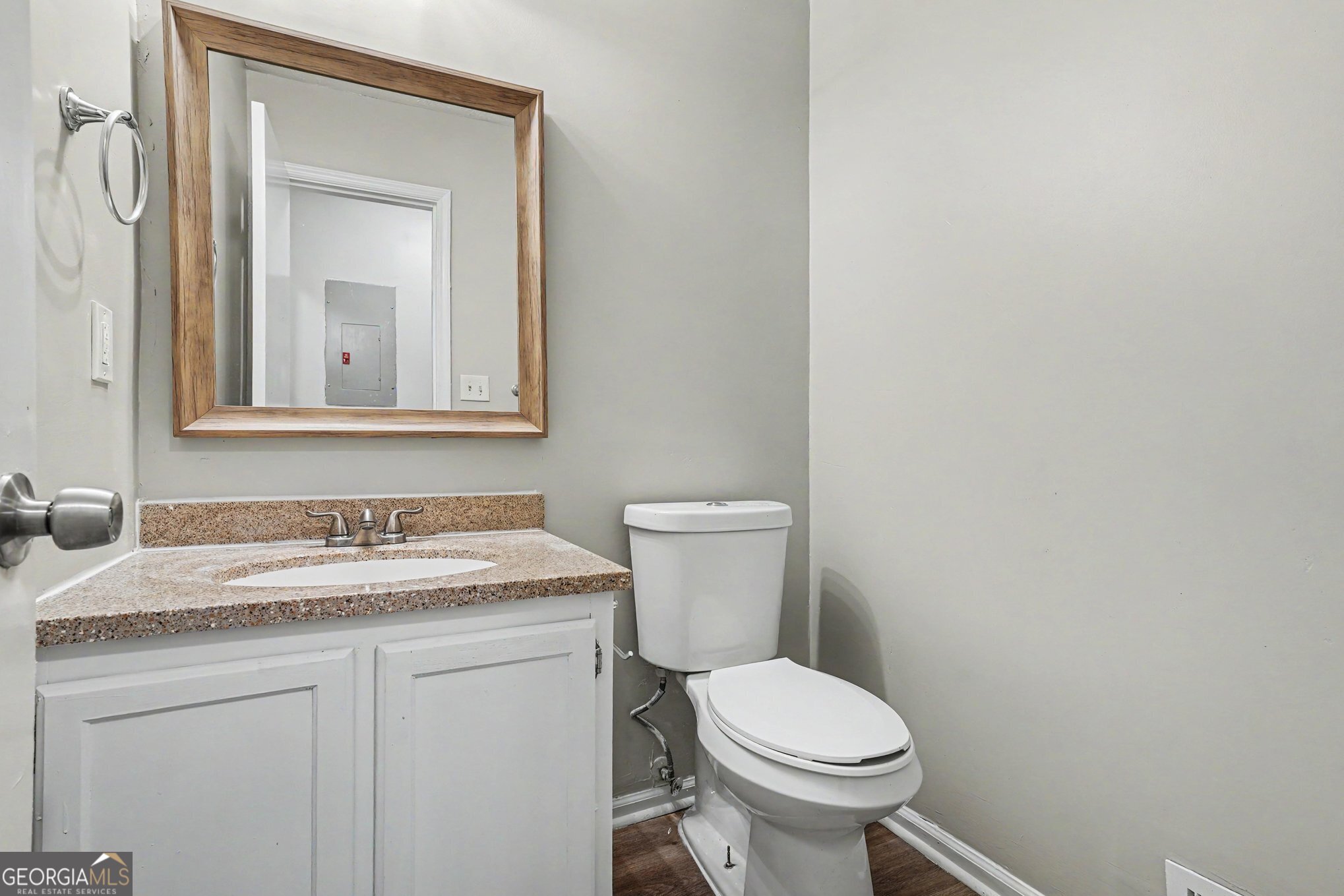 5017 Gracehill Road Property Photo 26