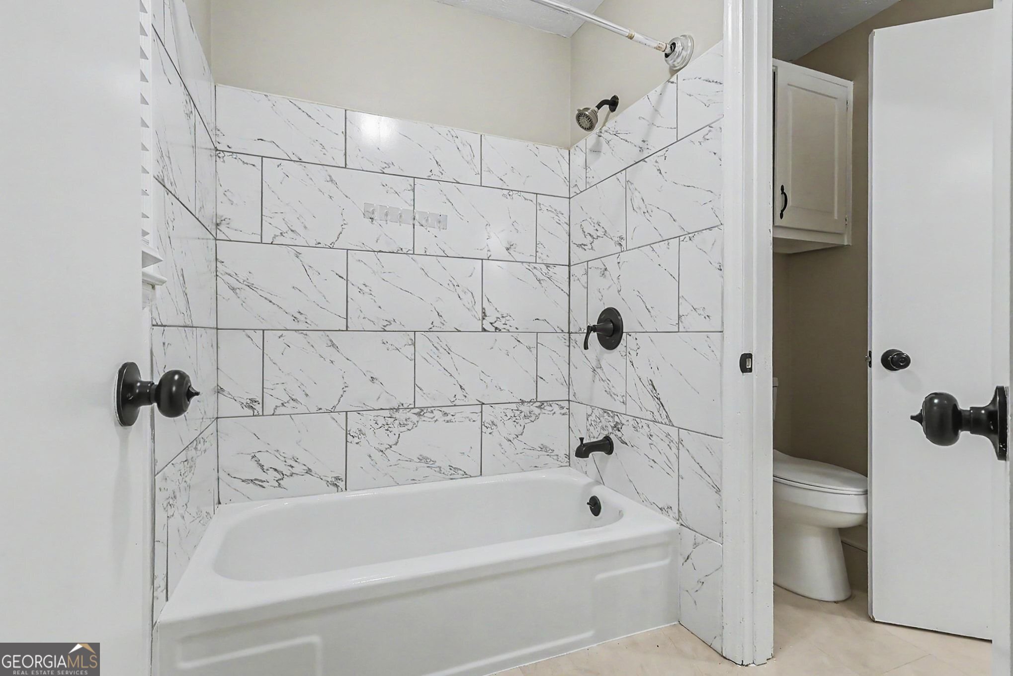 2538 Burton Circle Property Photo 18