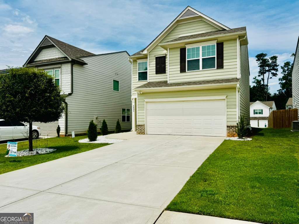 4895 Hillstone Drive Property Photo 2