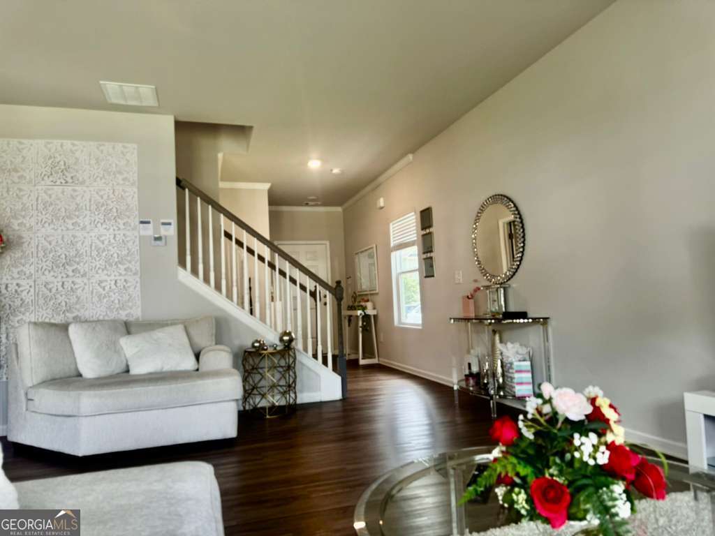4895 Hillstone Drive Property Photo 9