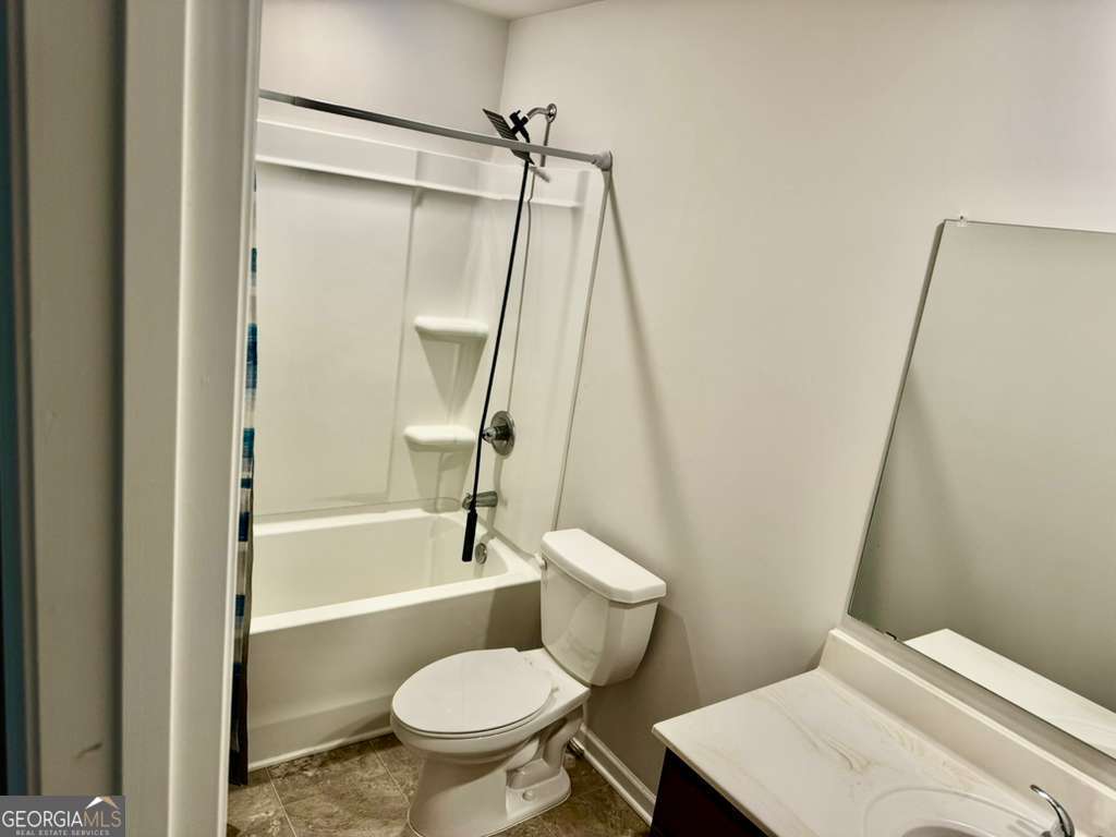 4895 Hillstone Drive Property Photo 20