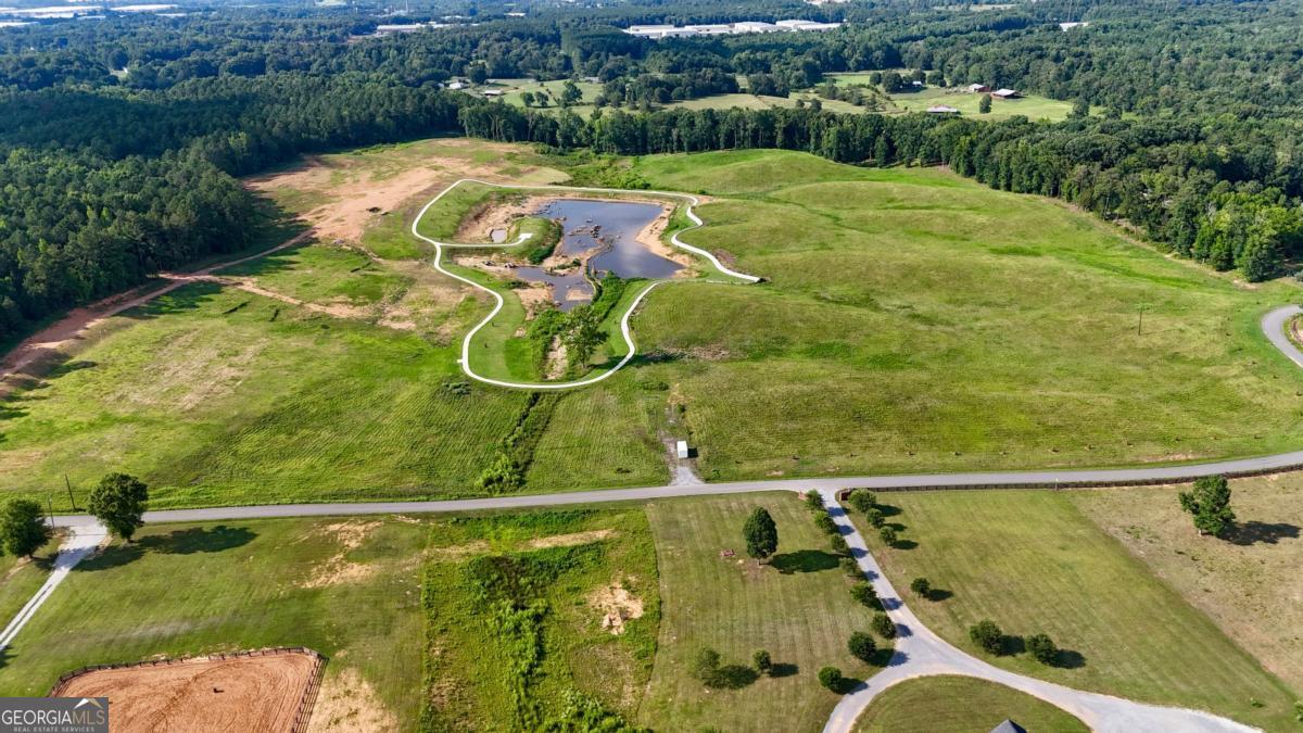 94 Horseshow Road Nw Property Photo 1