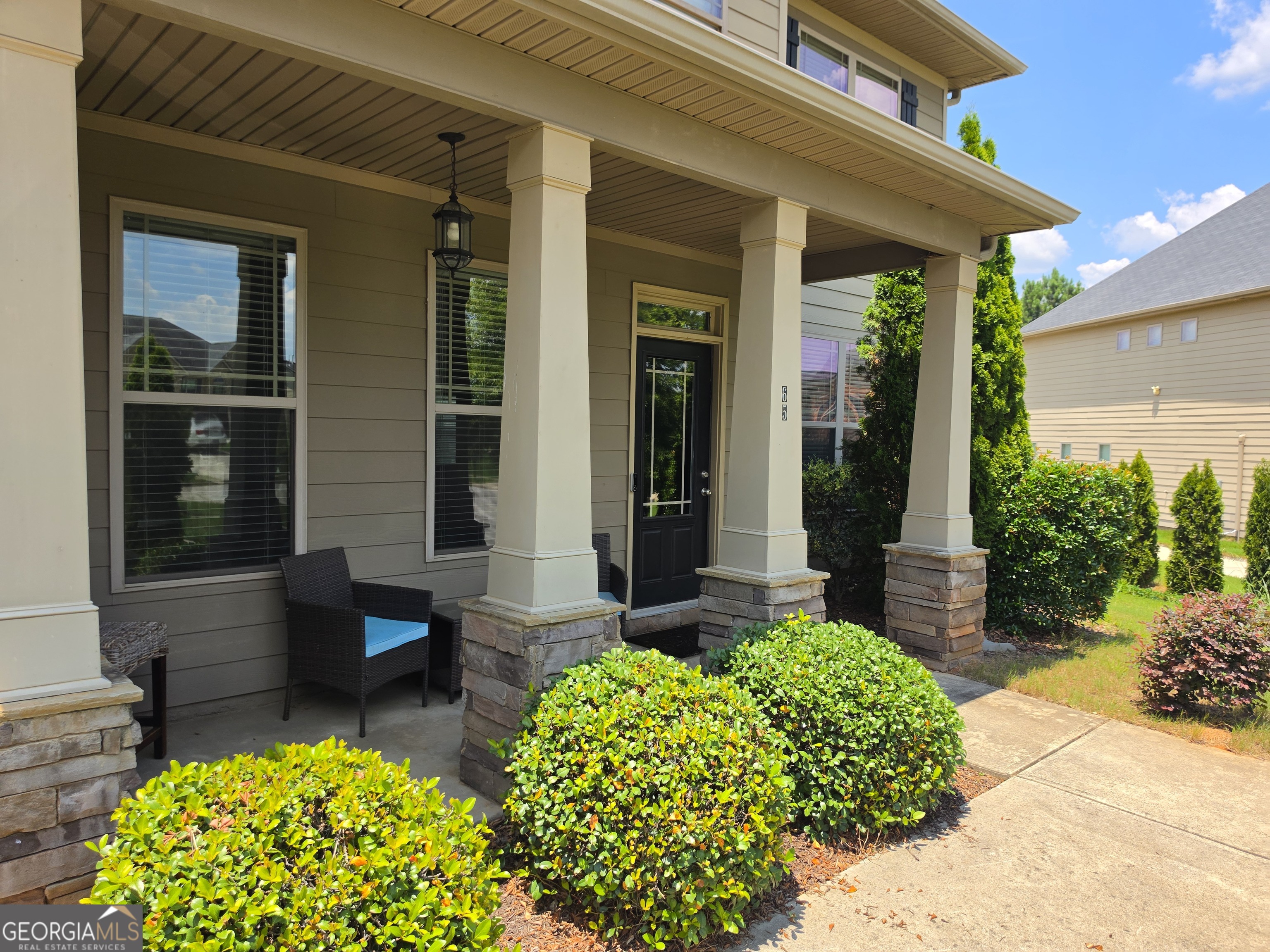 65 Foxgrove Cove Property Photo 2