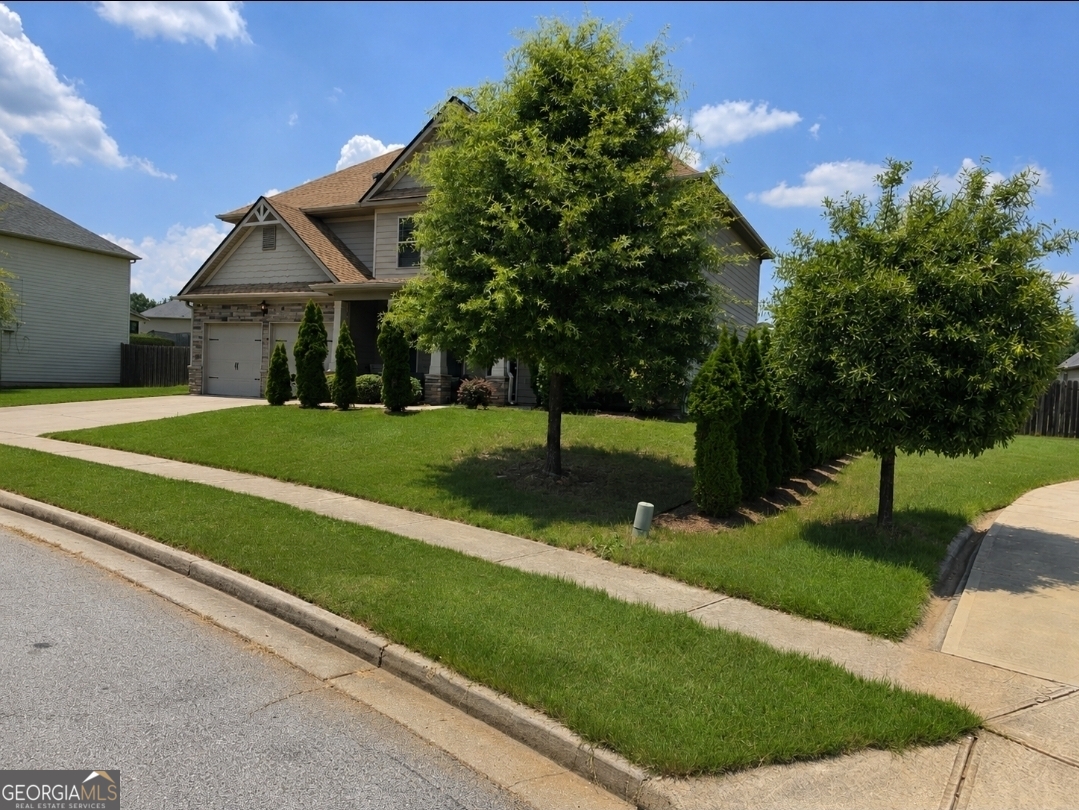 65 Foxgrove Cove Property Photo 3