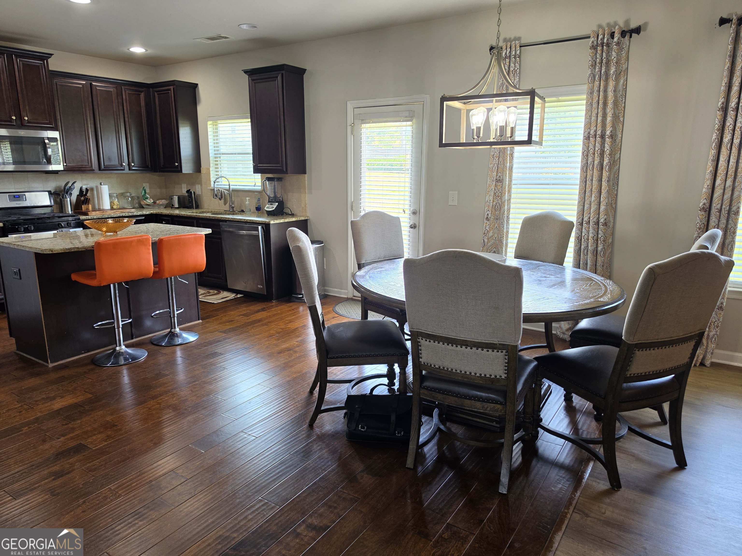 65 Foxgrove Cove Property Photo 16