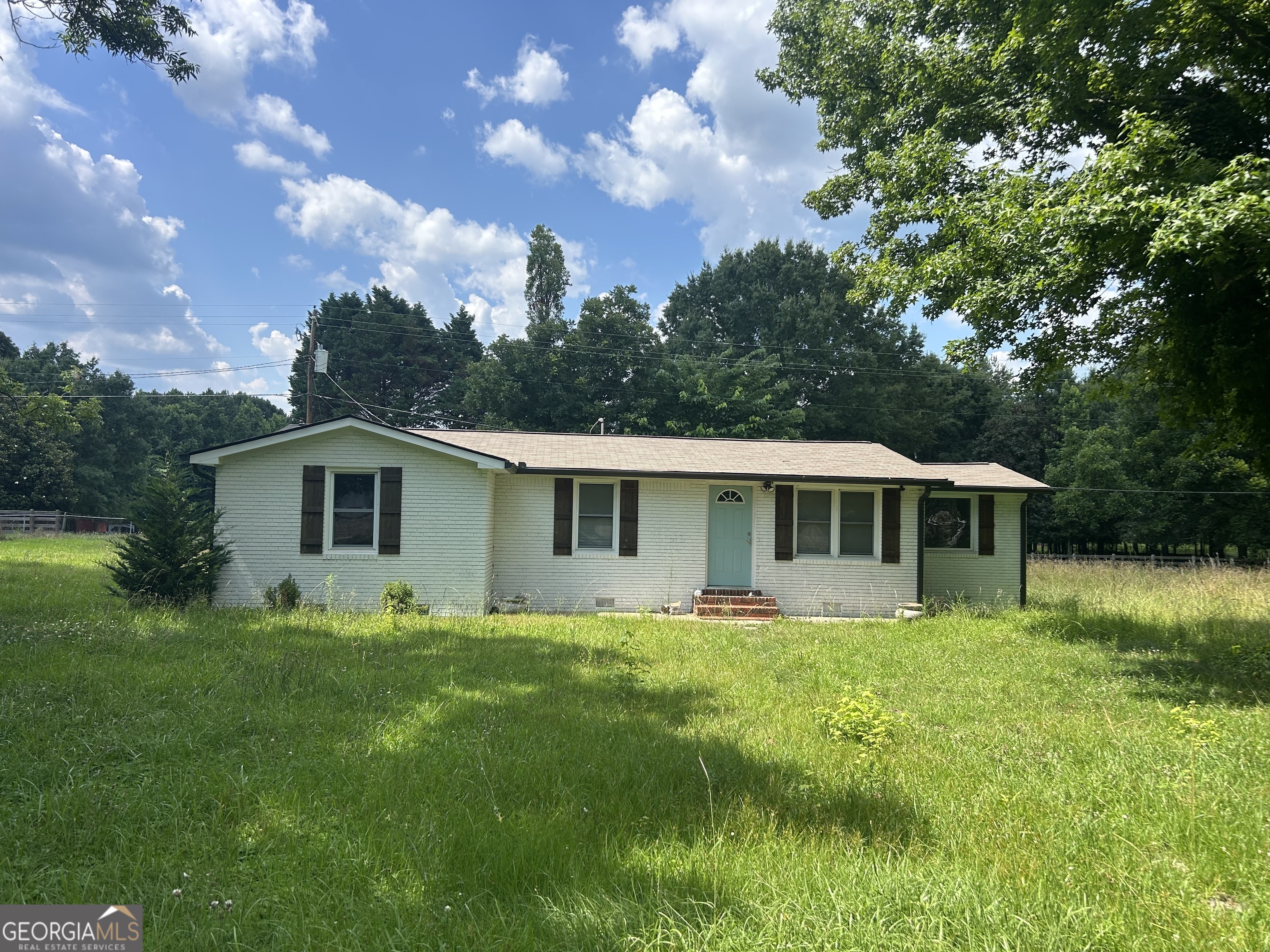 235 Maple Drive Property Photo 1