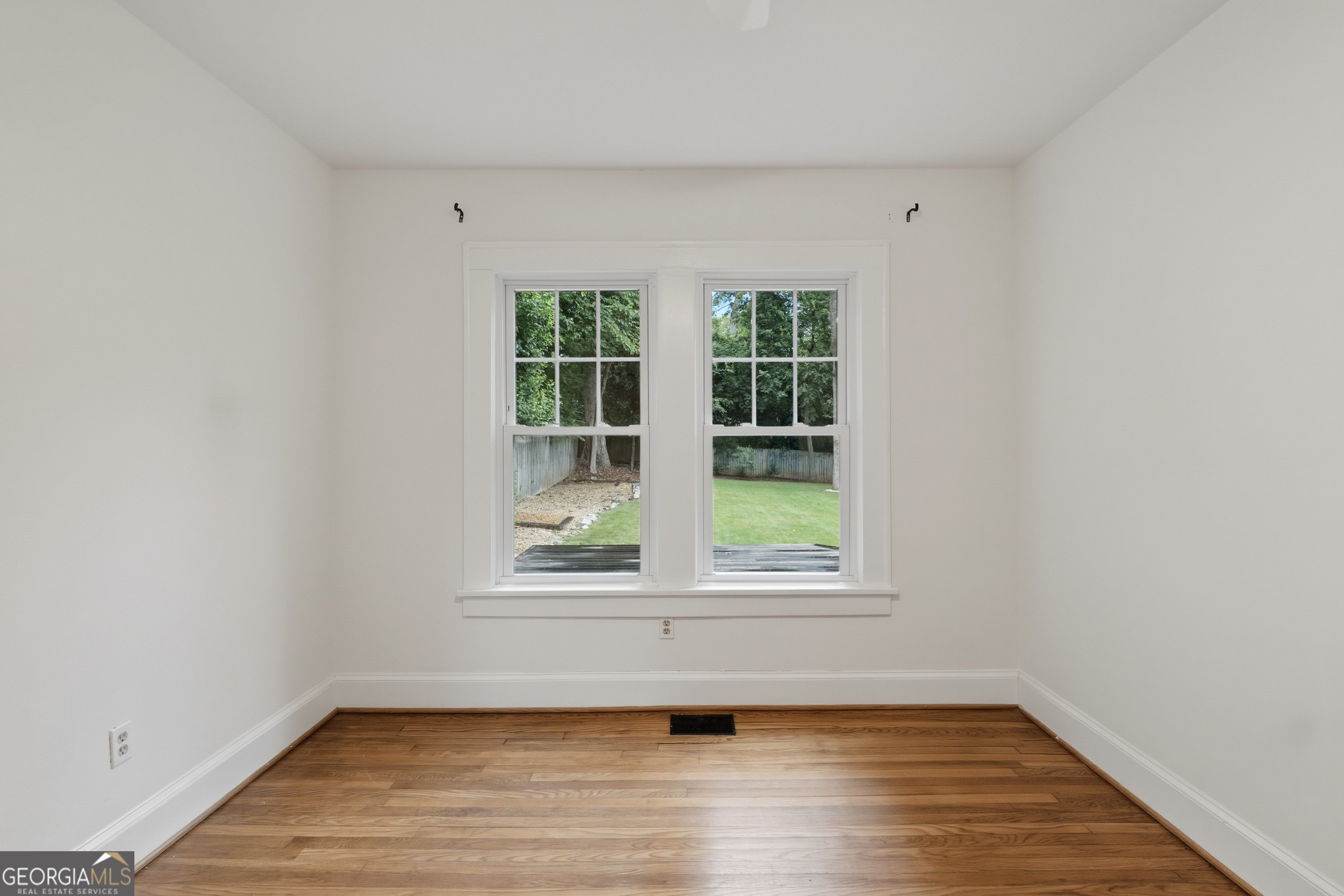 2666 Arbor Avenue Se Property Photo 15