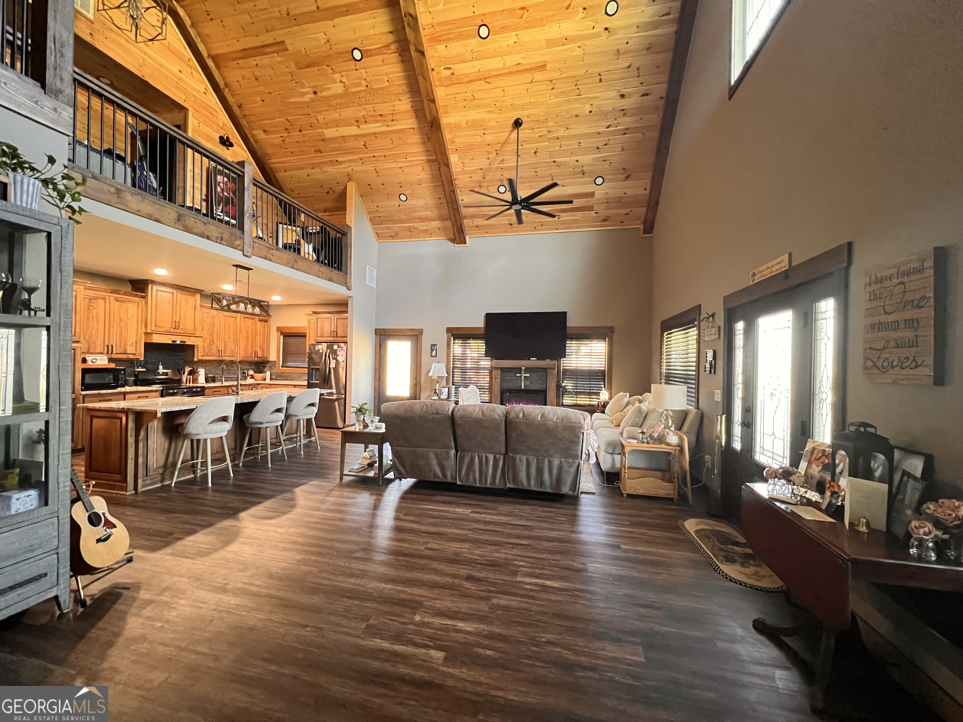 6724 Hwy 174 Property Photo 10