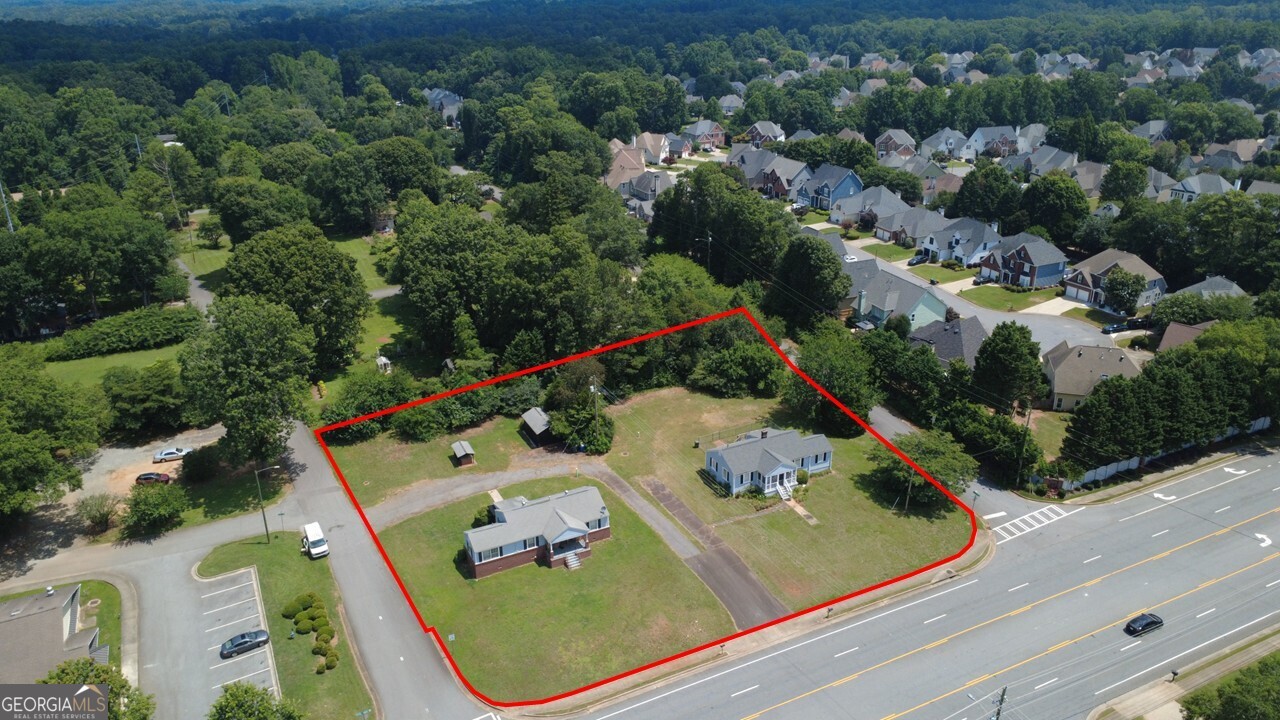 1161 Sandy Plains Road Property Photo 1