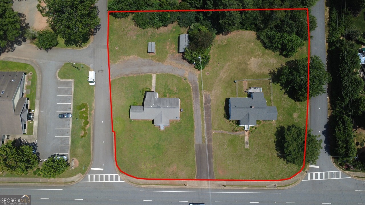 1161 Sandy Plains Road Property Photo 2
