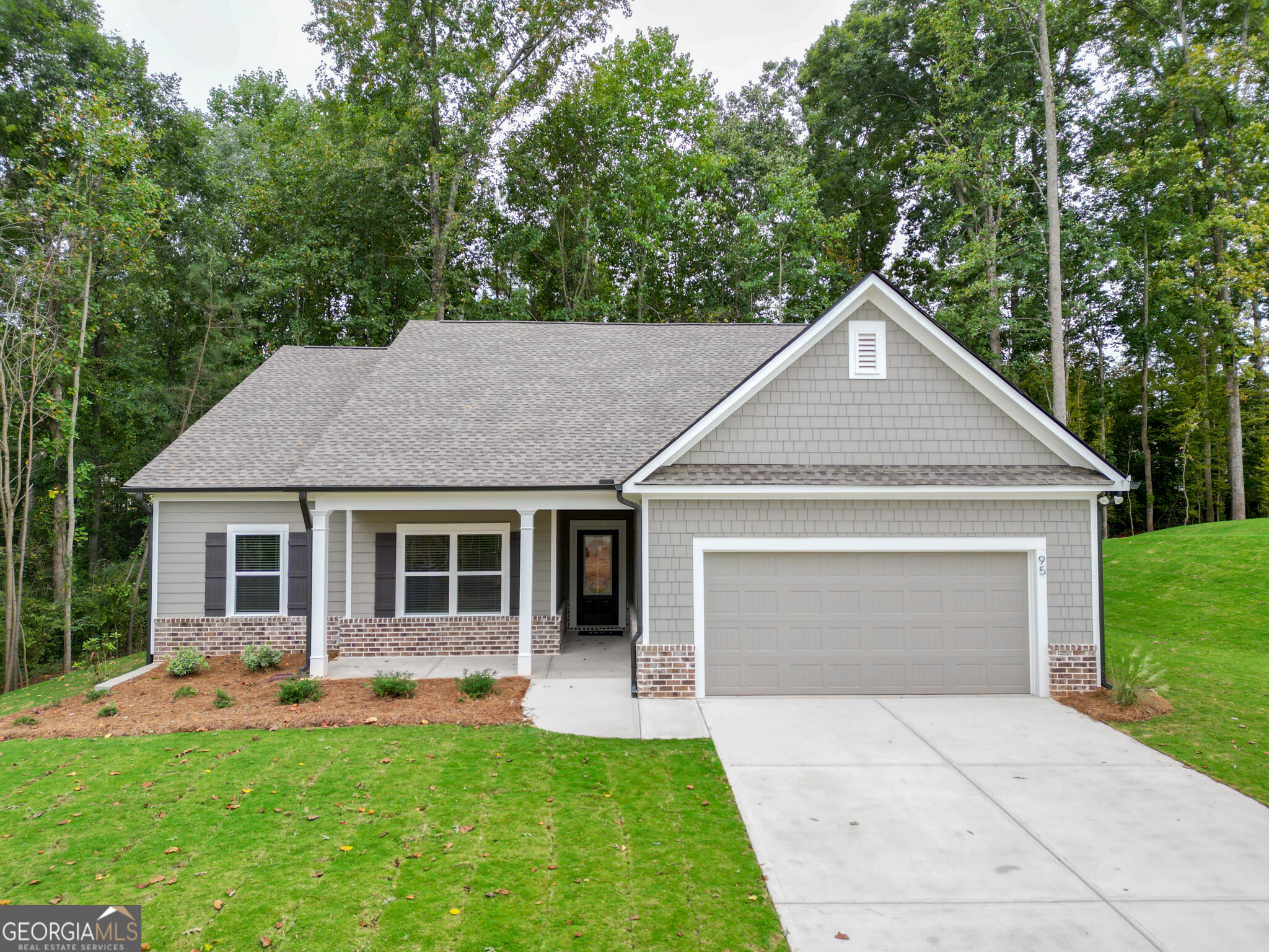 95 Fairwinds Drive Property Photo 1