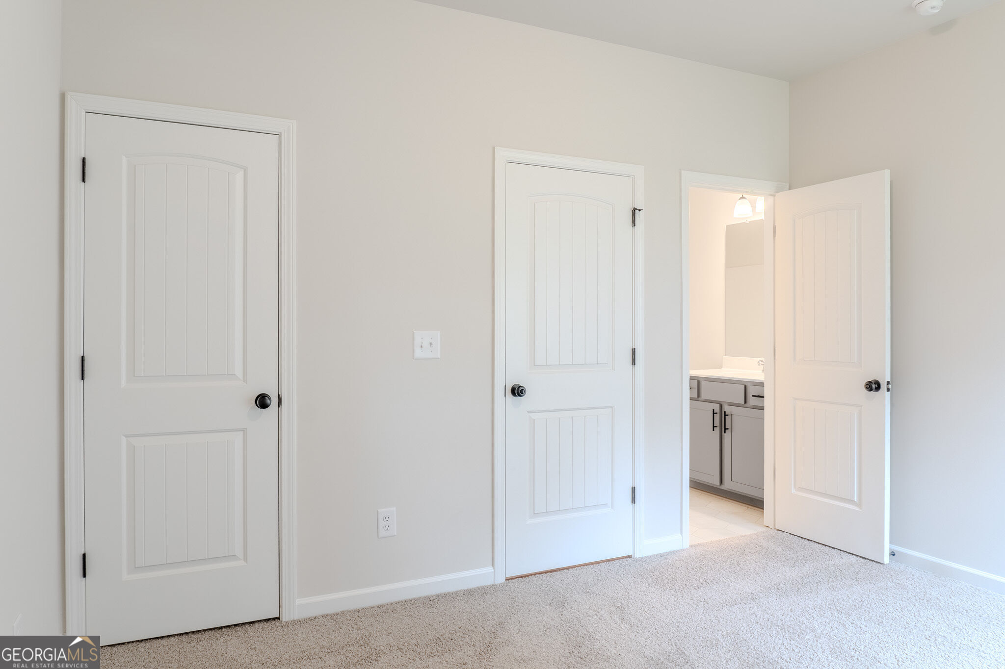 95 Fairwinds Drive Property Photo 8