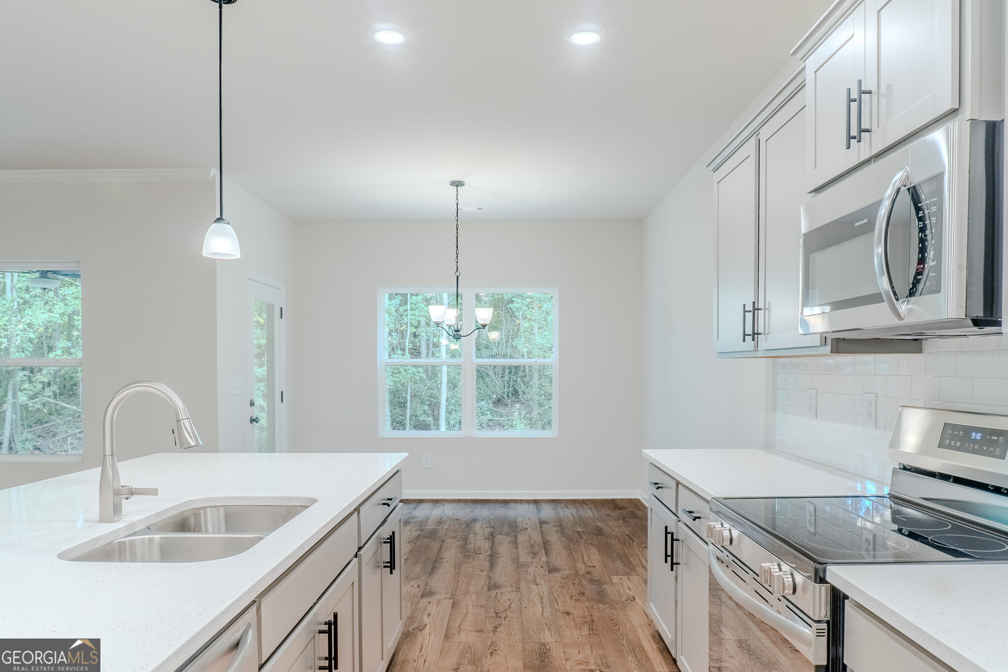 95 Fairwinds Drive Property Photo 19