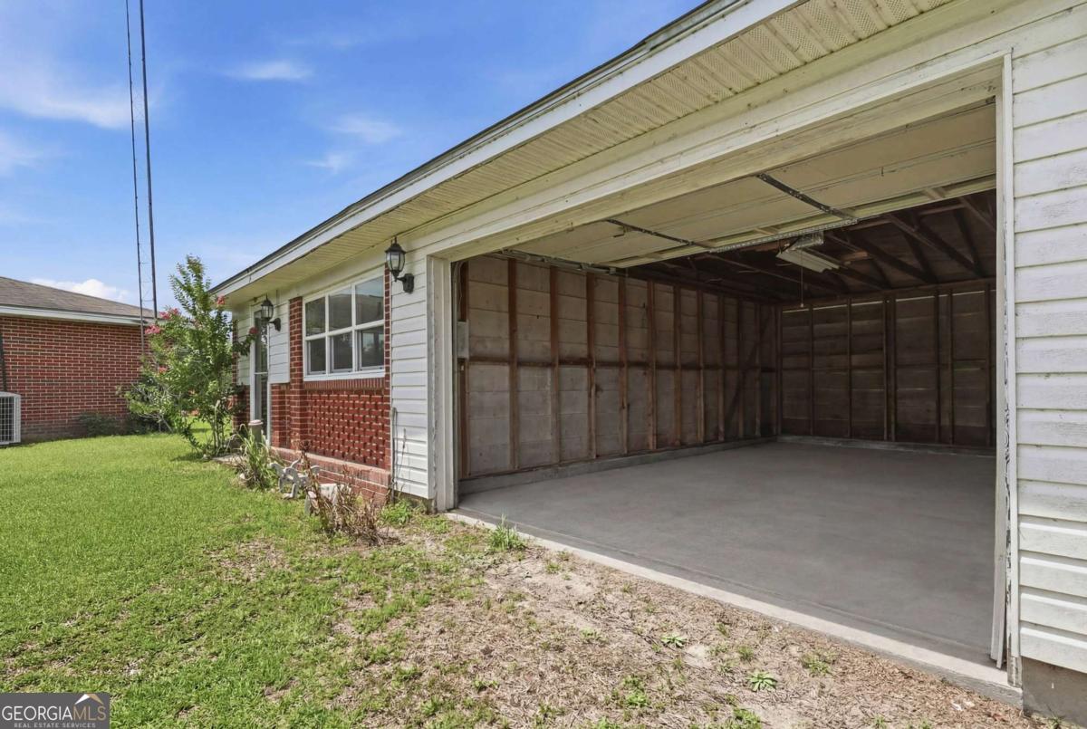 6340 Coverdale Highway Property Photo 25