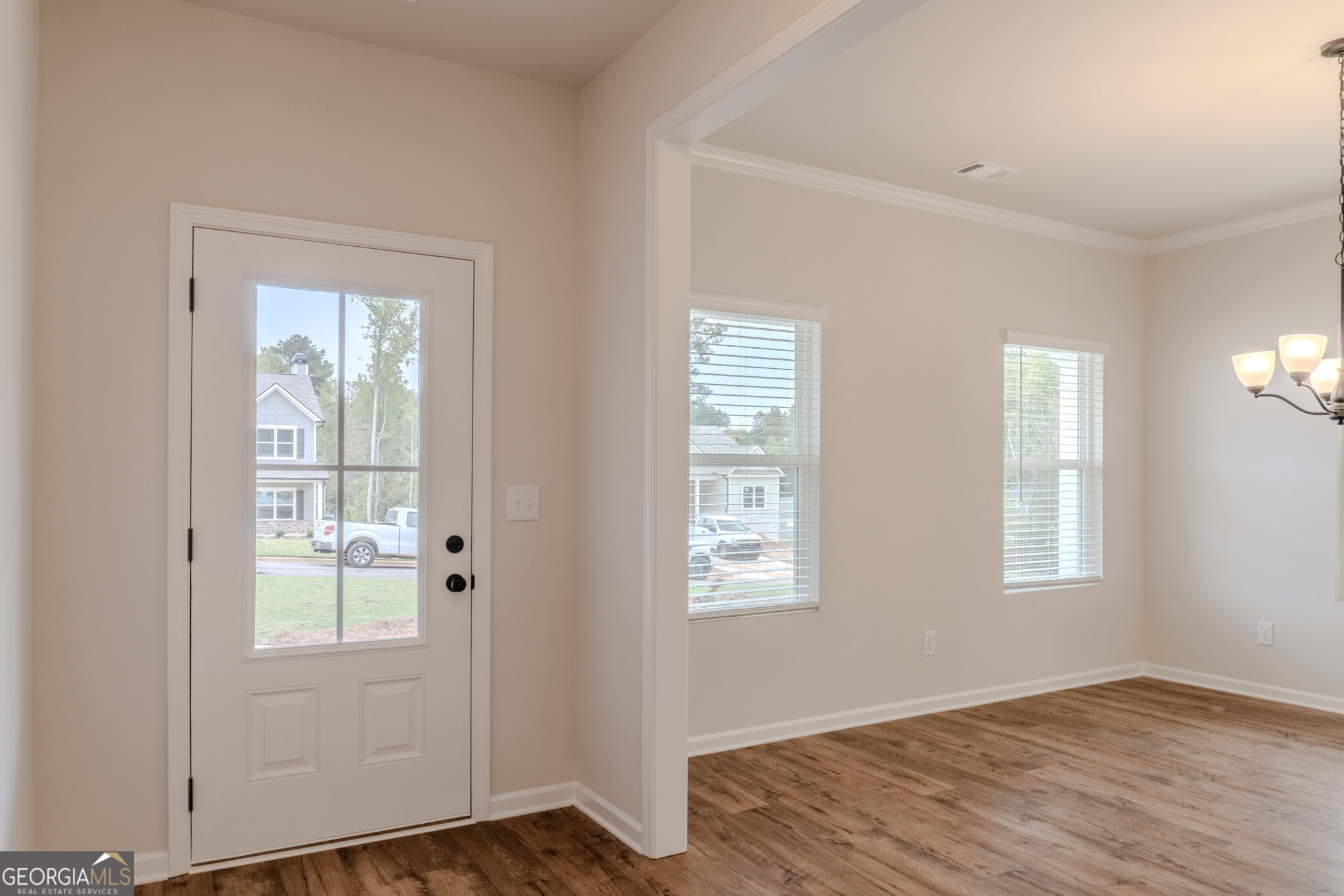 105 Fairwinds Drive Property Photo 5