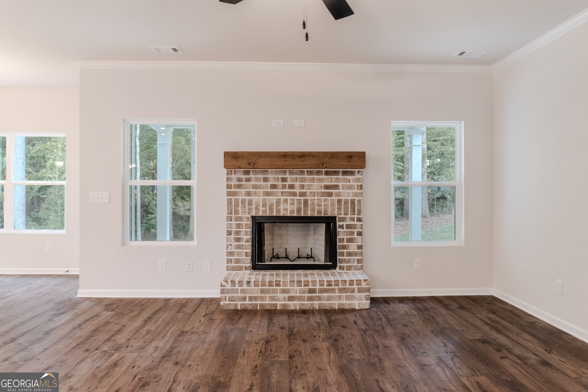 105 Fairwinds Drive Property Photo 8
