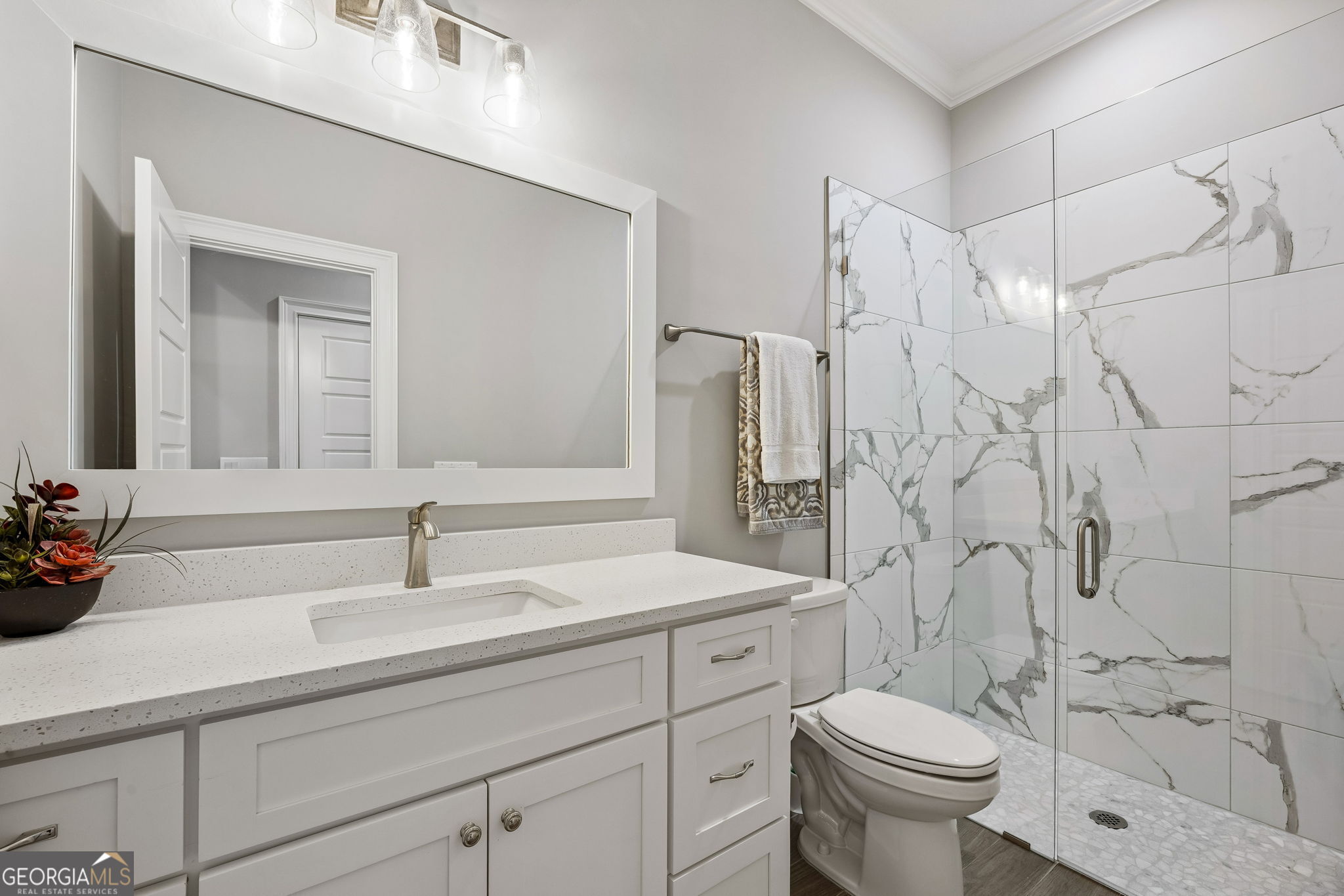 204 Fiddlers Cove Drive Property Photo 27