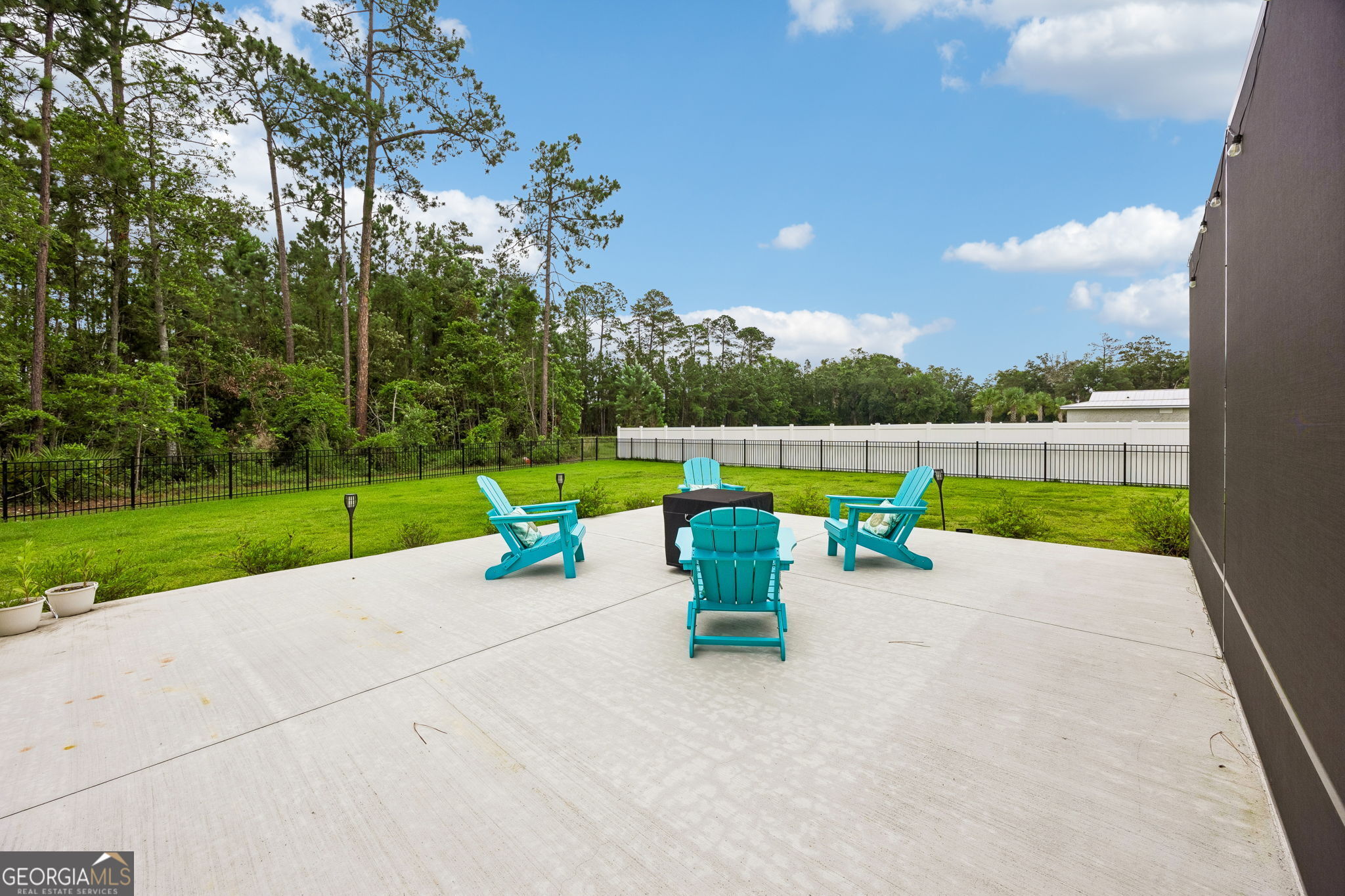 204 Fiddlers Cove Drive Property Photo 32