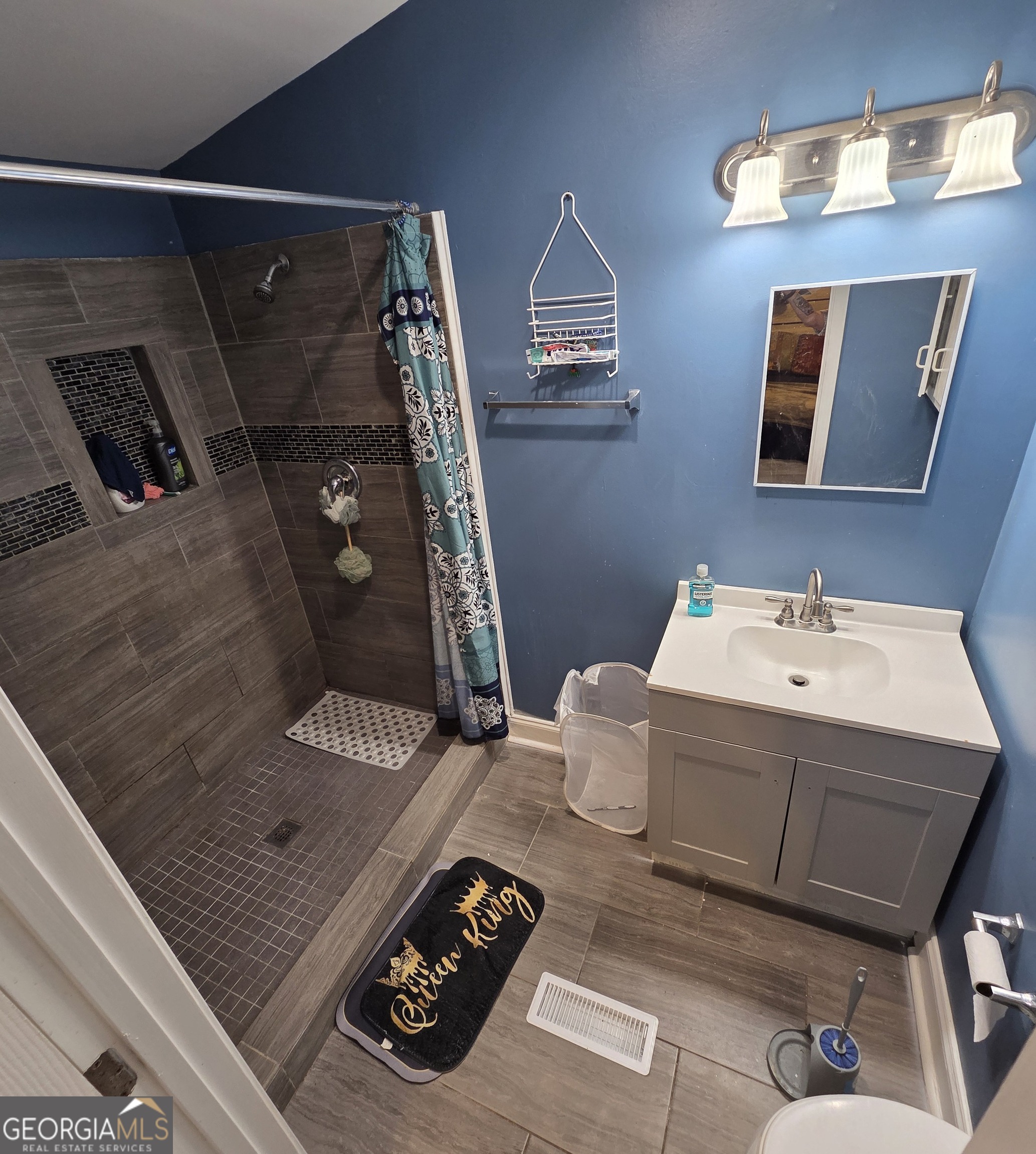 109 Ida Avenue Property Photo 22