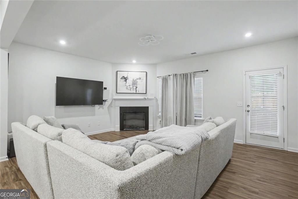 2030 Ravencliff Road Property Photo 12