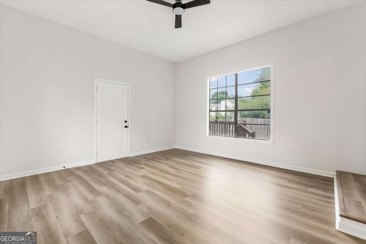 6653 Eastbriar Drive Property Photo 28