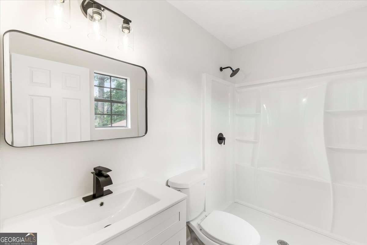 6653 Eastbriar Drive Property Photo 48