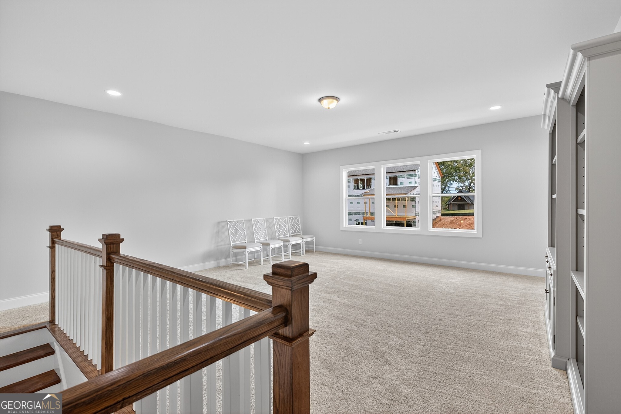 5649 Ernest Way Property Photo 37