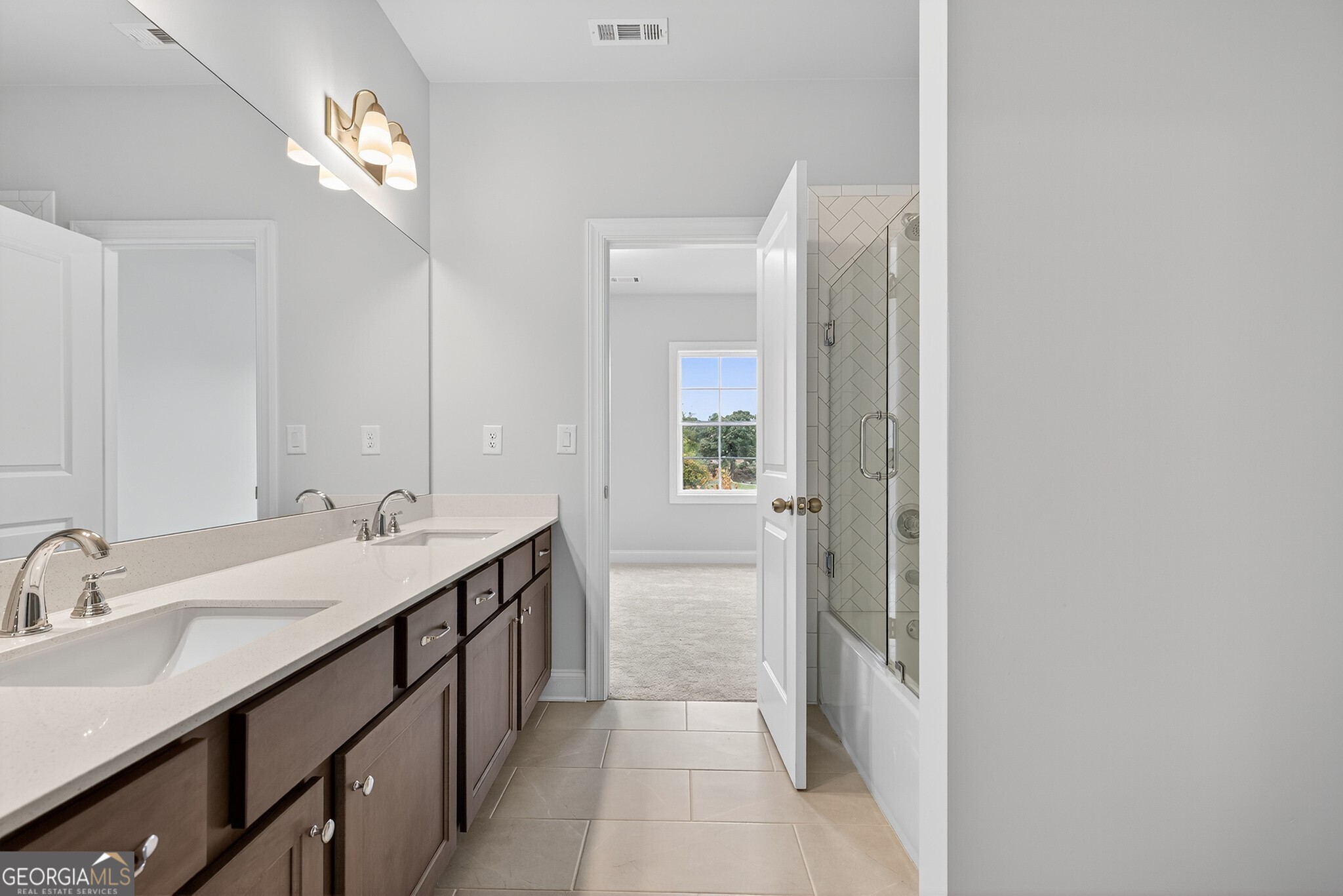 5649 Ernest Way Property Photo 45