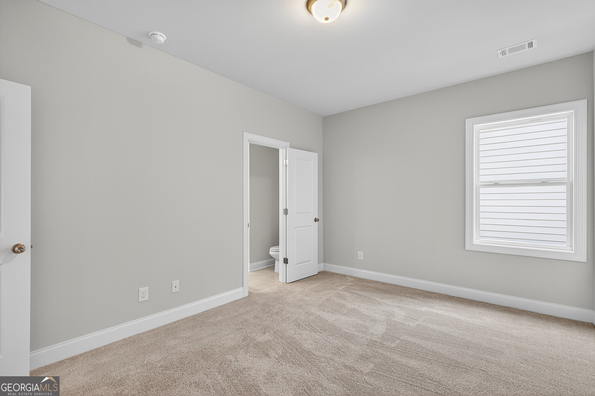5649 Ernest Way Property Photo 47