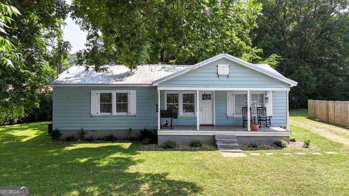 430 Elm Street Property Photo 1