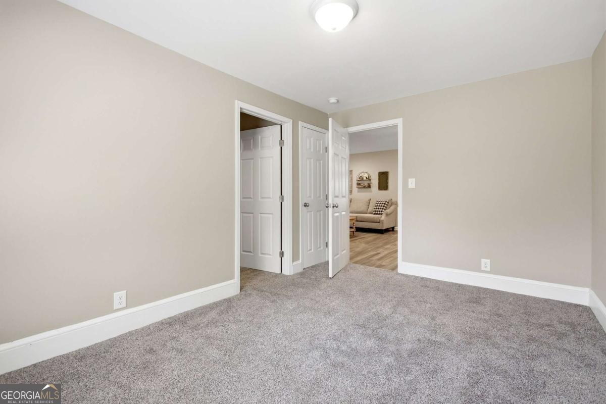 430 Elm Street Property Photo 22