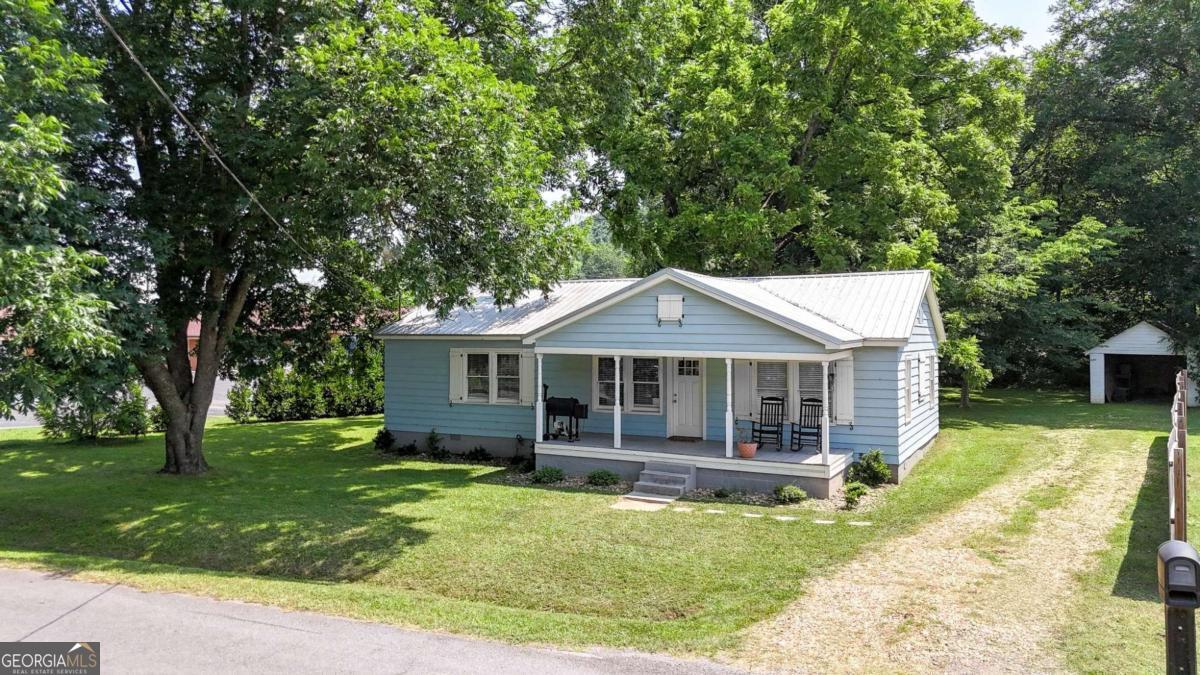 430 Elm Street Property Photo 37