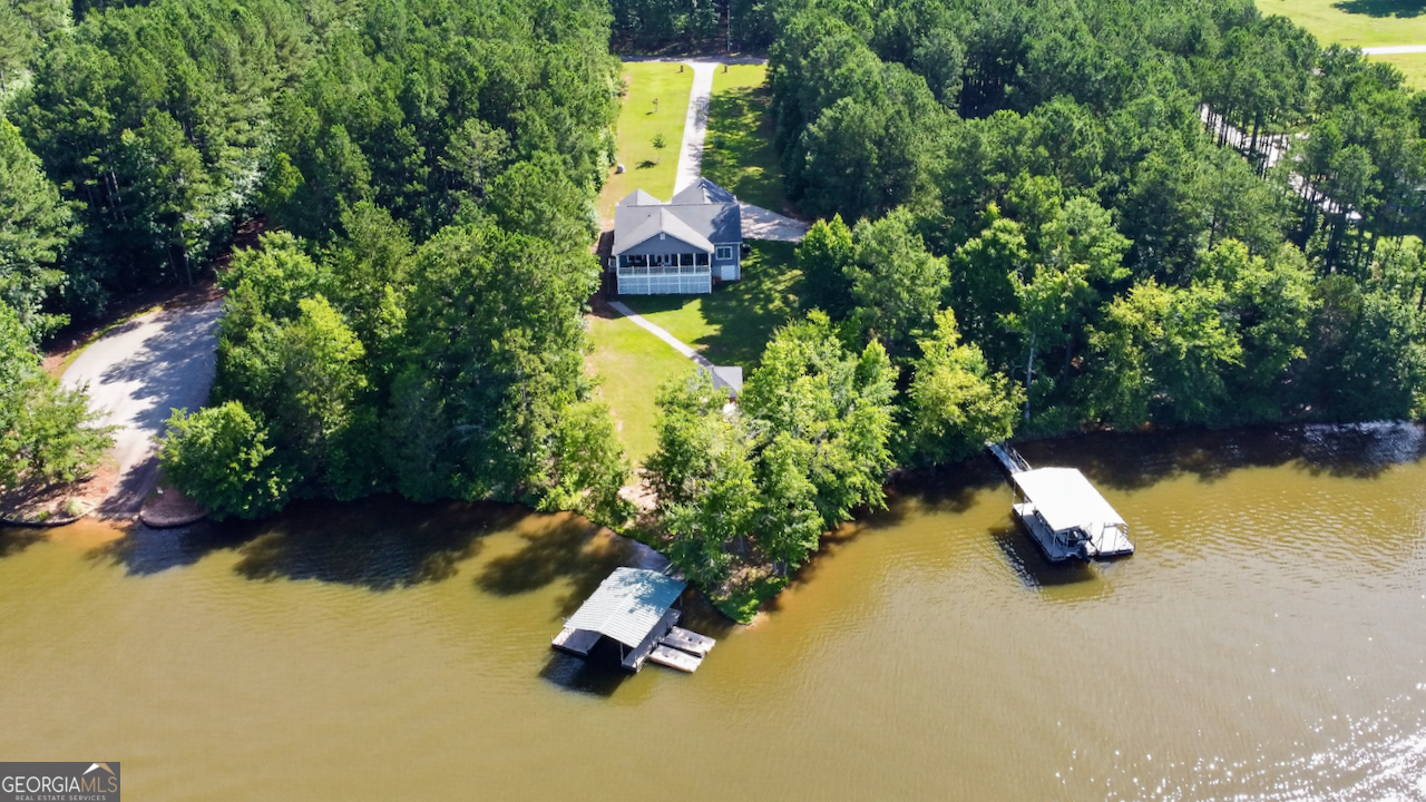 112 Waterside Drive Property Photo 2