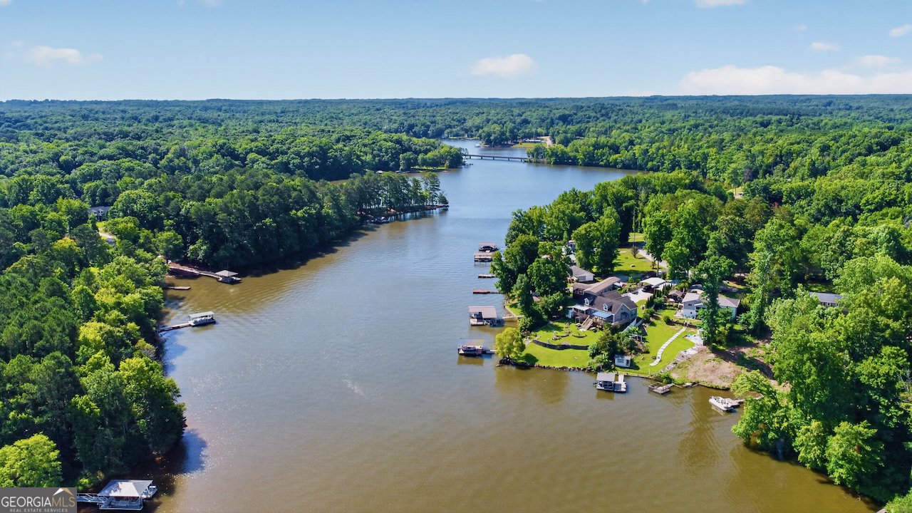 112 Waterside Drive Property Photo 3