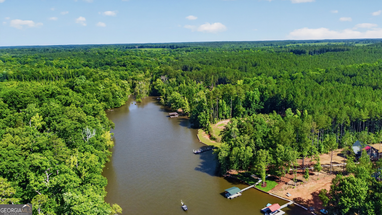 112 Waterside Drive Property Photo 4