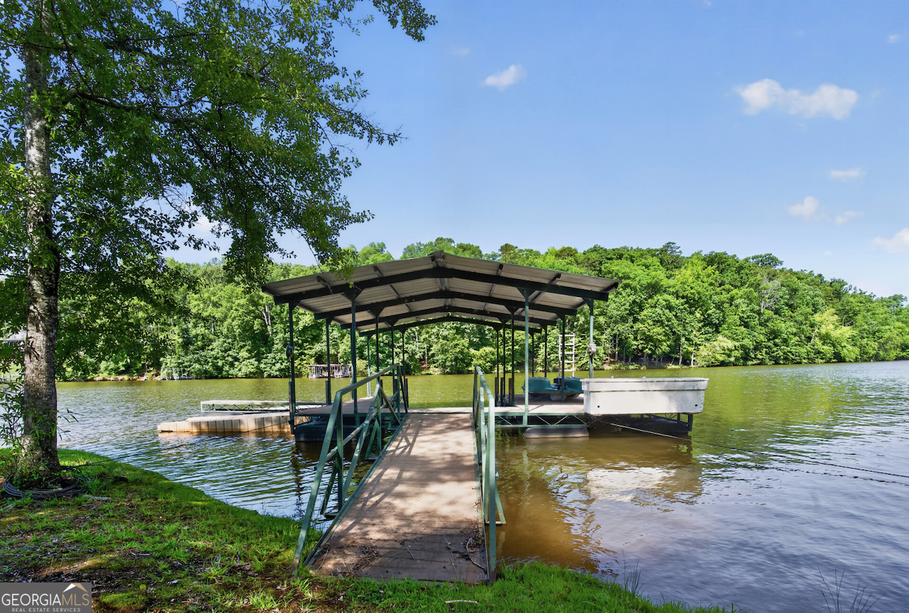 112 Waterside Drive Property Photo 13