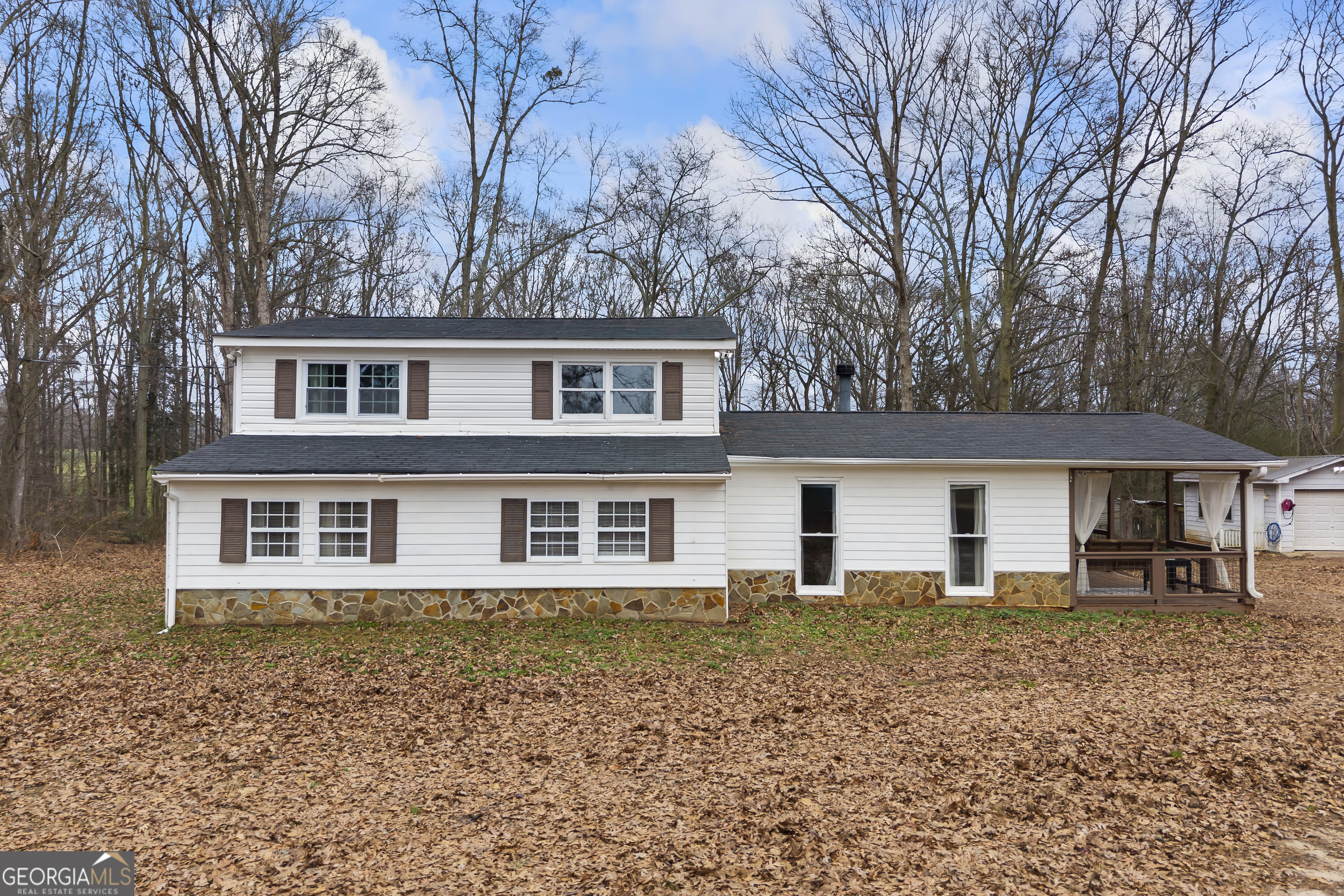 882 B Bailey Road Property Photo 1