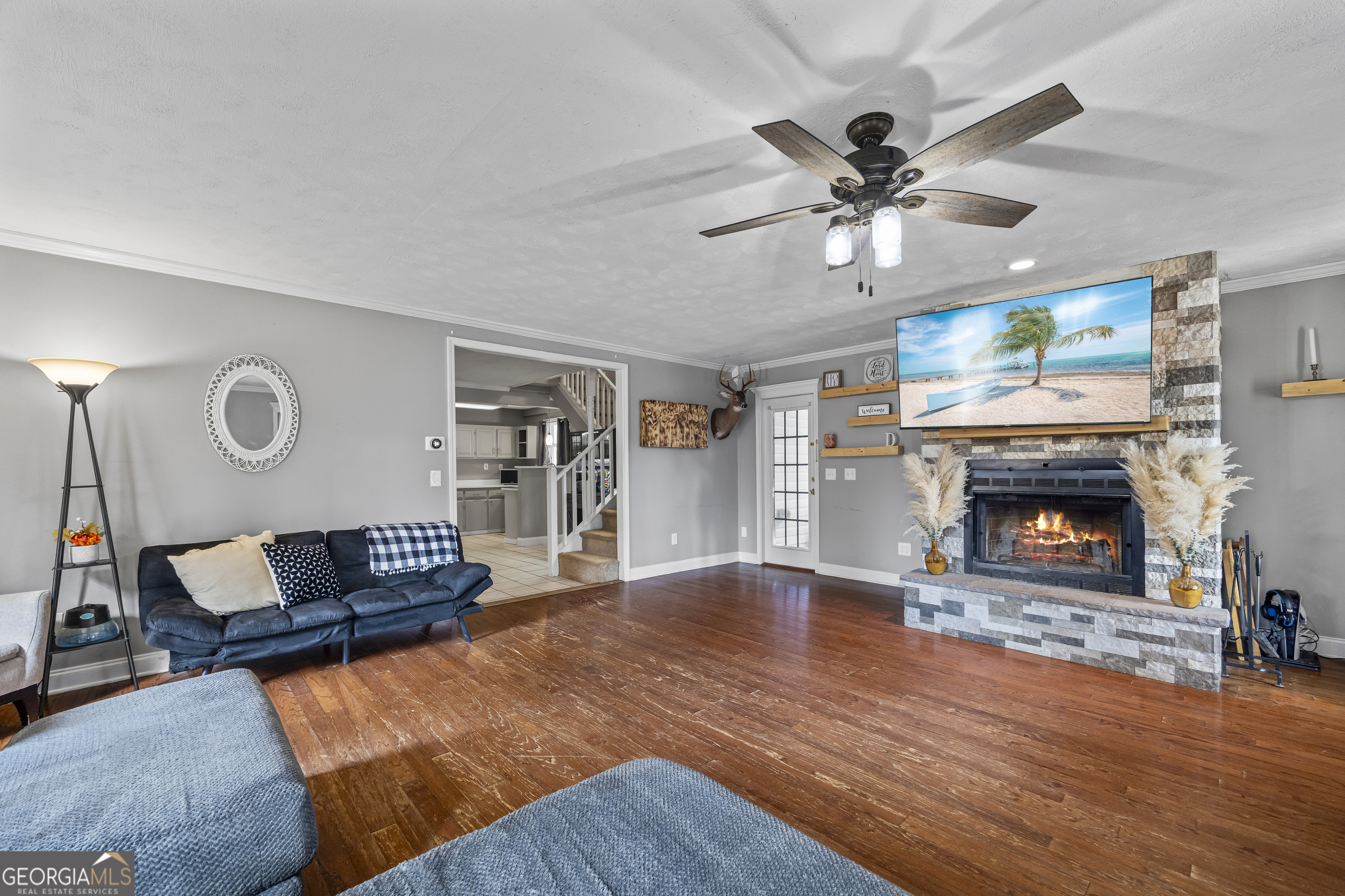882 B Bailey Road Property Photo 3