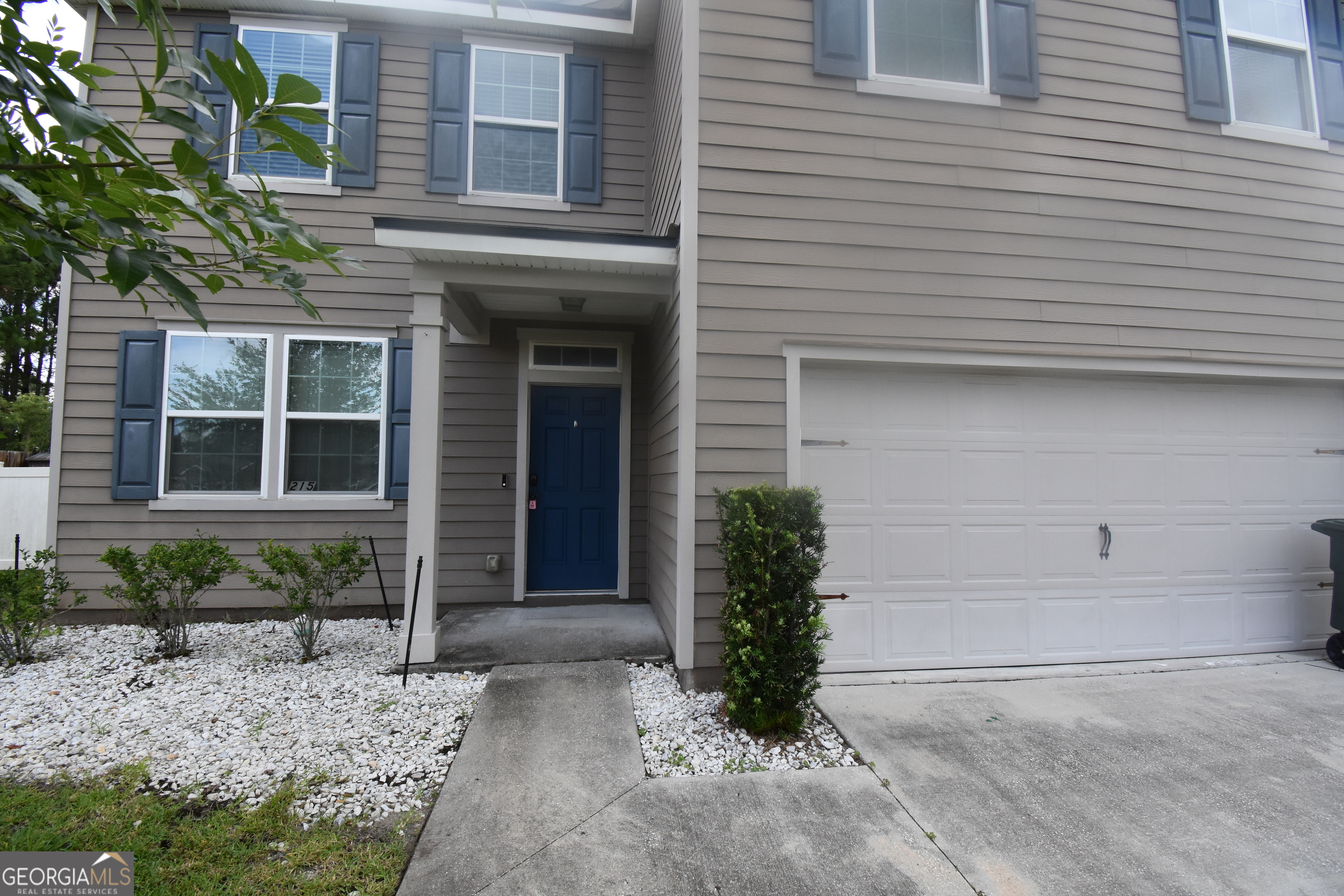 215 Hayworth Court Property Photo 1