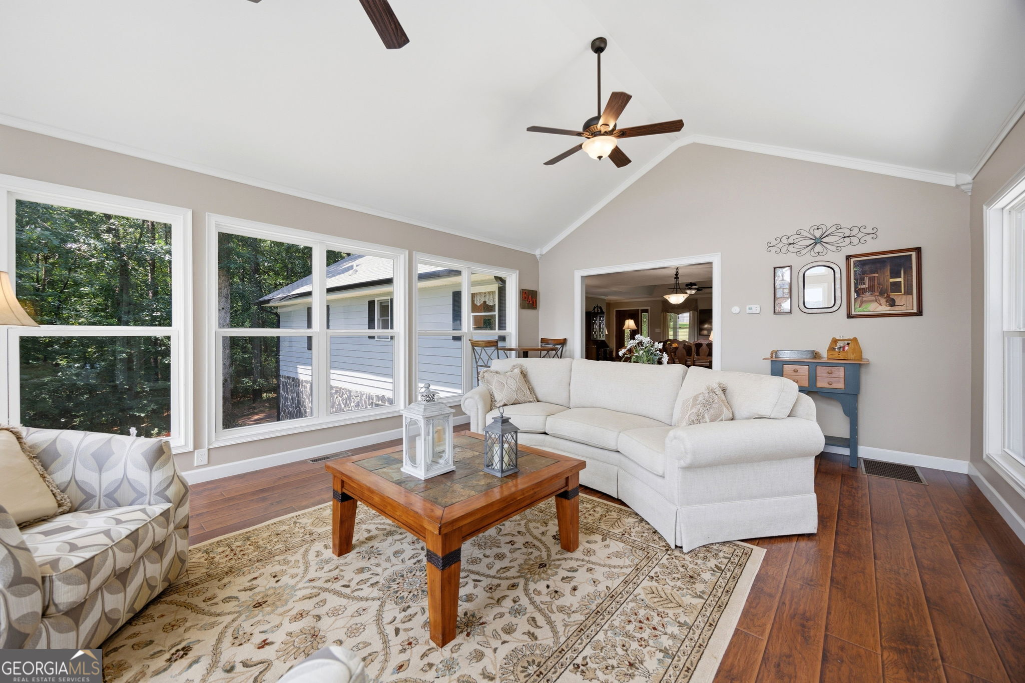 109 Bass Circle Property Photo 6