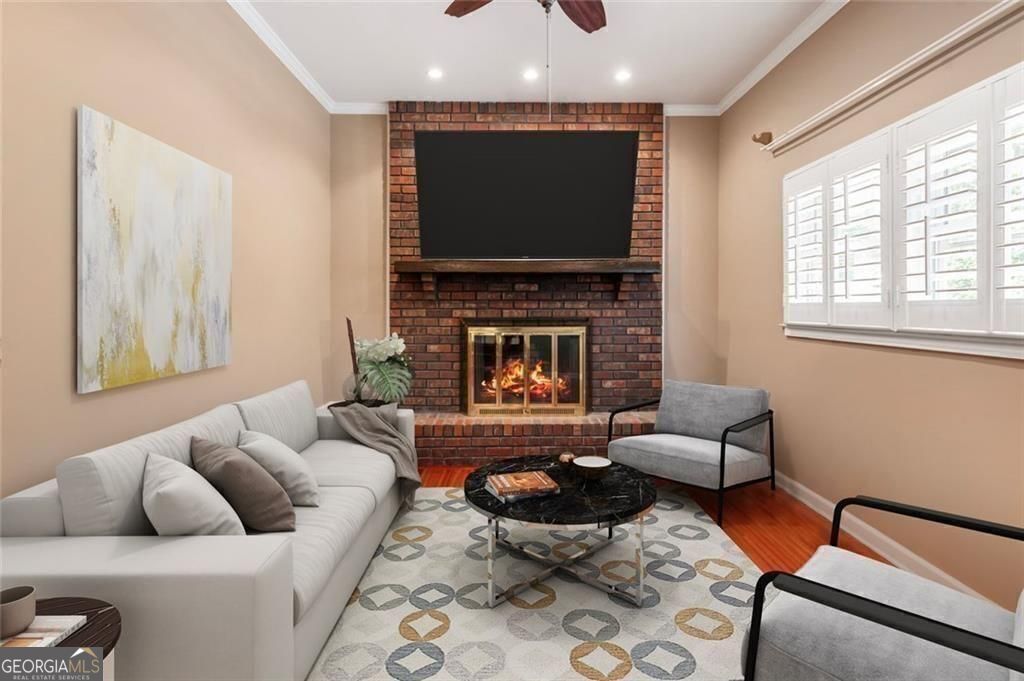647 Shannon Green Circle Property Photo 8