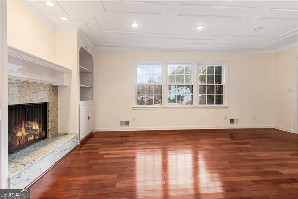 647 Shannon Green Circle Property Photo 15
