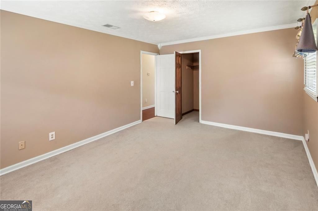 647 Shannon Green Circle Property Photo 26