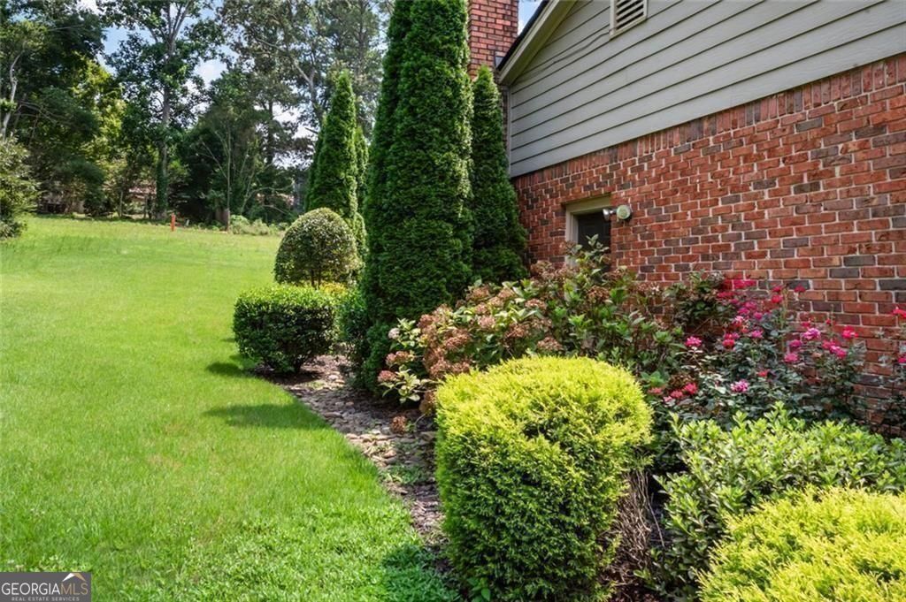 647 Shannon Green Circle Property Photo 30
