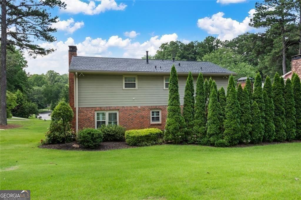 647 Shannon Green Circle Property Photo 33