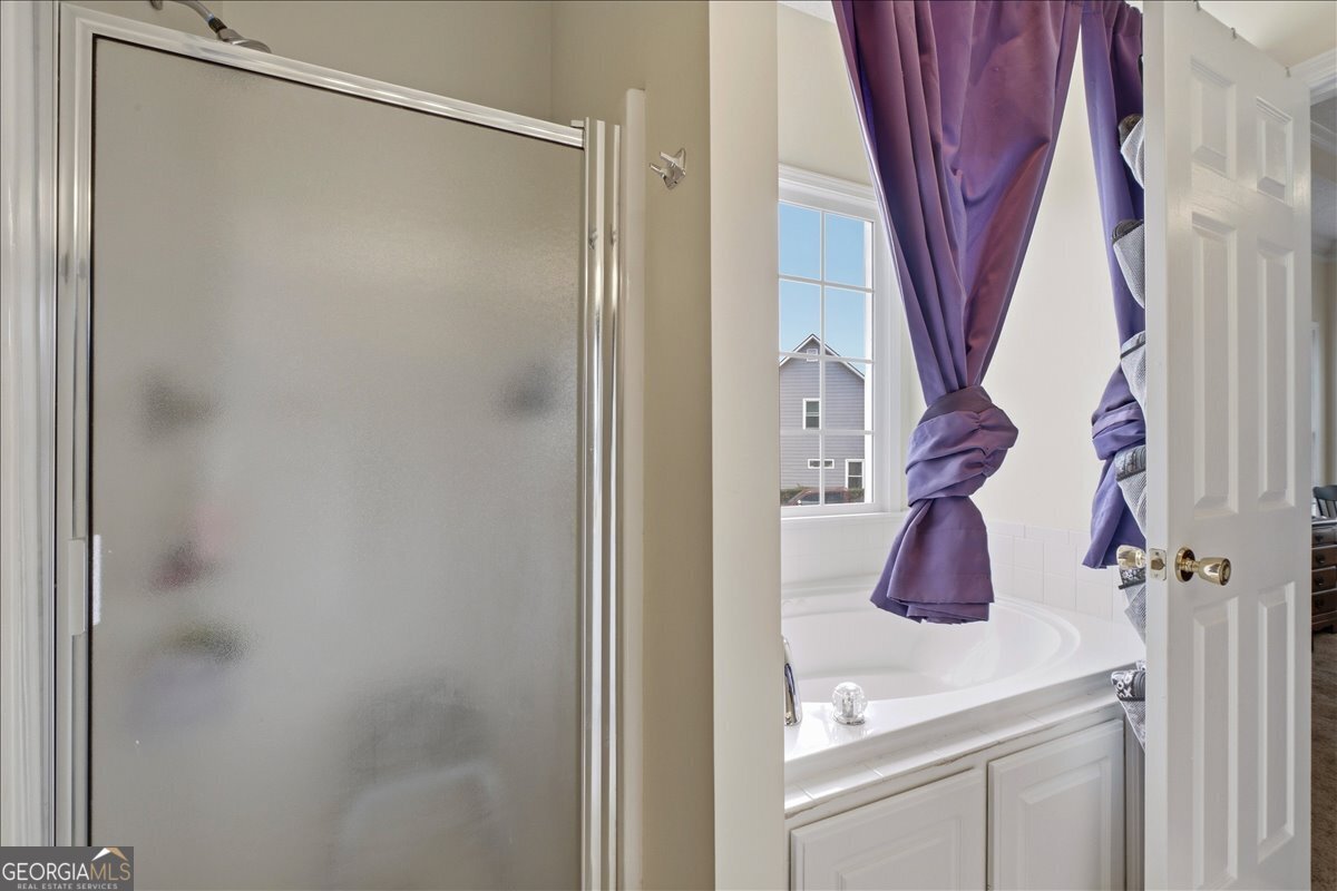 16 Berkshire Drive Nw Property Photo 15